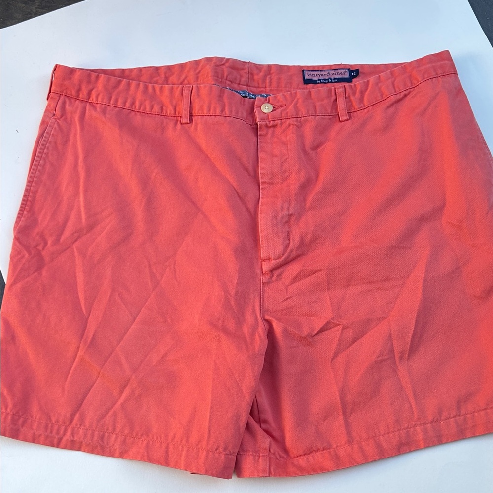 Vineyard Vines Men's Coral/salmon Flat Front Shorts size 42